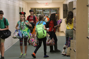 Break The Rules And Get Tacky