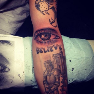 IlluminatiWatcherDotCom Bieber Tattoo Illuminati