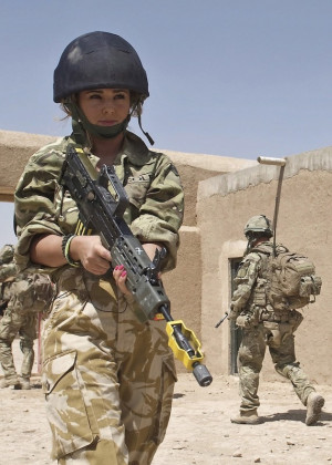 Demonstration by 42 Commando Royal Marines in Afghanistan