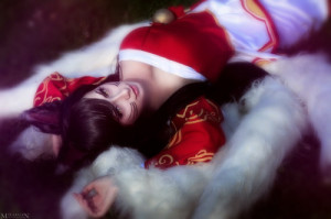 League of Legends: Ahri by revien-fiennes