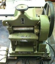 SUTTON SHOE MFG ELECTRIC LEATHER SPLITTER