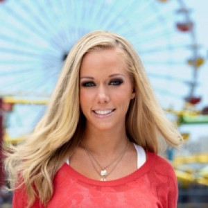 Kendra Wilkinson Biography Kendra Wilkinson 39s Famous Quotes Kend