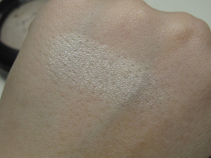 Images for light snow shimmer face powder