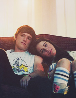 Shanley Caswell And Josh Hutcherson Notes picture