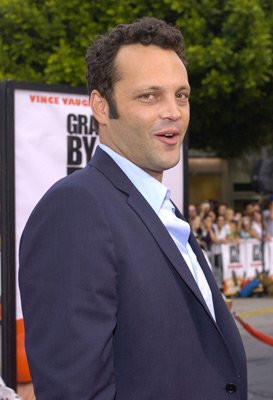 Vince Vaughn at event of Dodgeball: A True Underdog Story (2004)