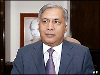 Pakistan Prime Minister Shaukat Aziz quot Dialogue to start quot