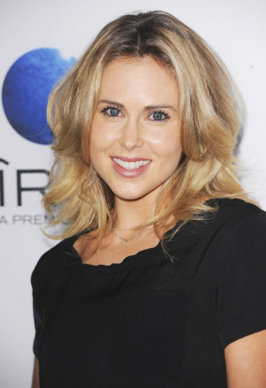 Anna Hutchison Picture