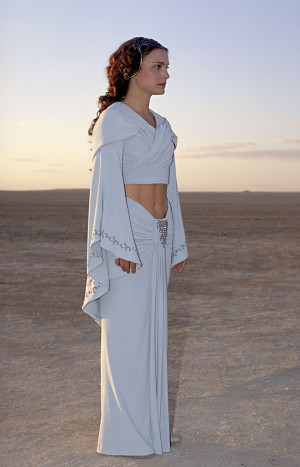 Padmé Naberrie Amidala Skywalker Which outfit for Summer?