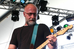 Quotes by Bob Mould