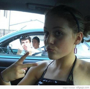 You’re doing it wrong… 23 funny female sexy selfie fails