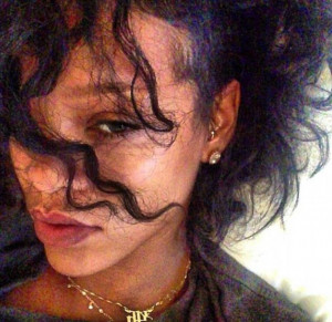 Fotografía de Rihanna, Chris Brown, Karrueche y sus 'selfies' de ...