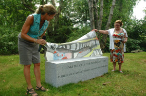 The Friends of Anne Hutchinson unveil a stone bench in honor of Anne ...