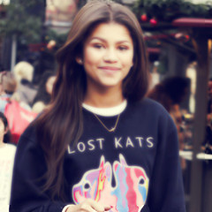 Zendaya coleman mixed.