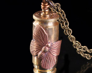 ... Steampunk Jewelr y Secret Stash Hidden Compartment Bullet Necklace