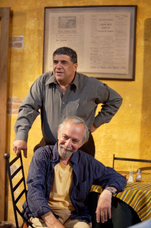 Ben Gazzara and Vincent Pastore in Looking for Palladin