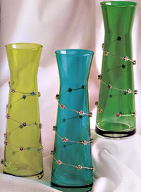 Creative glass-beaded vase