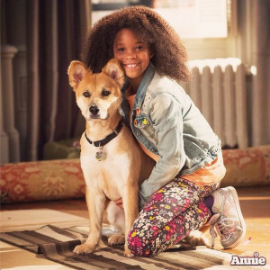 Annie & Sandy - Annie Movie 2014