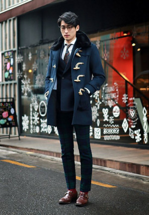 Source: http://www.soletopia.com/2013/02/well-dressed-asian-man/