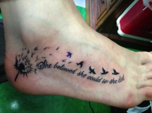 tatuaje pluma pie lee el artículo tatuajes para mujeres en el pie los ...