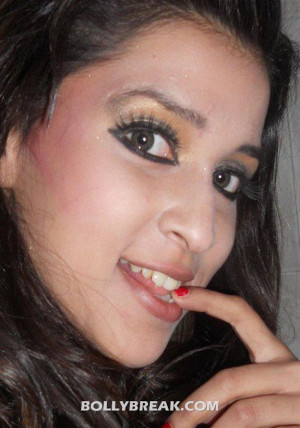 bollybreak_com_Barbie-Handa-face-cloe-up-Barbie-Handa-Hot-Pics-Telugu ...
