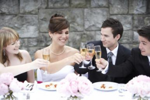 Wedding Toasts - Rob Melnychuk/Photodisc/Getty Images