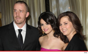 She's 21, but Selena Gomez has just fired her mother and stepfather ...