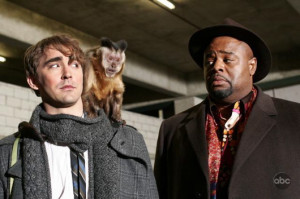Lee Pace and Chi McBride in PUSHING DAISES | ©2007 ABC
