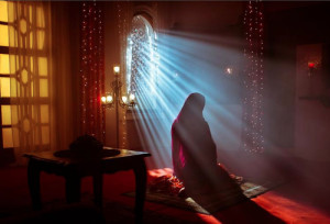 muslim-woman-praying.png