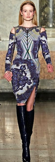 Maud Welzen in Emilio Pucci