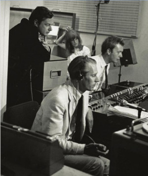 Brian Epstein, Geoff Emerick and George Martin in the Abbey Road ...