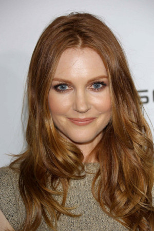 Darby Stanchfield Pictures & Photos