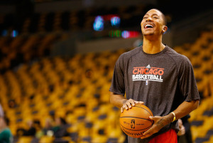 Bulls Fan Sues Derrick Rose For Missing 2012-2013 Season, Cites ...