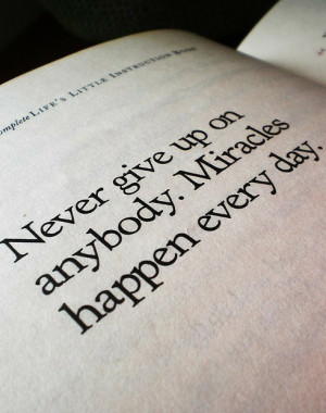 life, miracles, never give up, quote, text