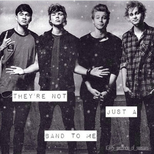 seconds of summer, 5sos, ashton irwin, black and white, calum hood ...