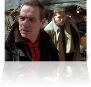Photo of Tommy Lee Jones as Marshal Samuel Gerard in 