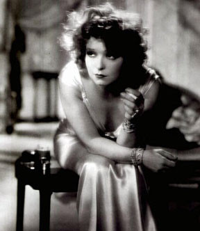 clarabow.jpg