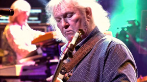 YES Bassist / Co-Founder CHRIS SQUIRE To Undergo Treatment For ...