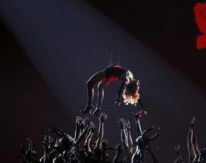 56-year-old-madonna-at-the-grammys-would-you-8-photos-5