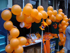 Queen's Day tat (photo by Radio Nederland Wereldomroep on Flickr)