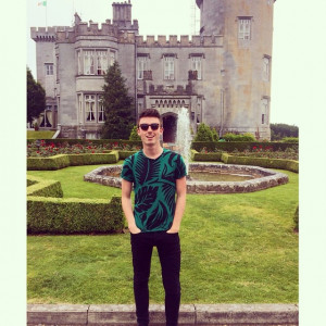 Hey MTV and welcome to my crib x