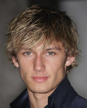 Alex Pettyfer as Kisten in The Hollows series by Kim Harrison.