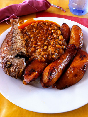 Fried Plantain And Beans Red red (fried plantain, beans