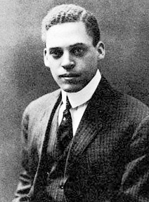 Ernest Everett Just , fondateur de la fraternité.