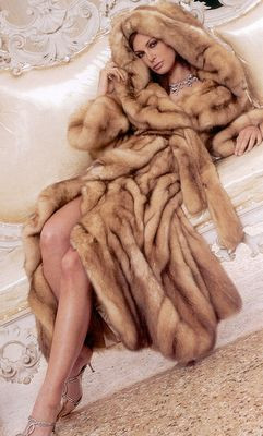 Fabulous Fur, Fur Coats, Luxury Fur, Fashion Design, Private Jets, Fur ...