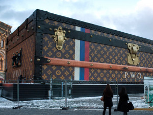 Louis Vuitton Forced To Remove Russian Installation
