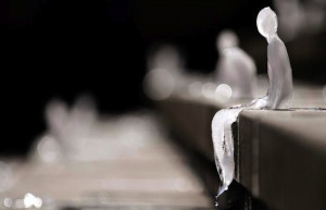 amazing-art-installations-melting-men