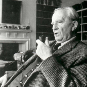 John Ronald Reuel Tolkien (J. R. R. Tolkien)