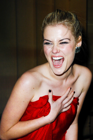 Rachael Taylor Photo Gallery