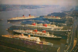 RMS Queen Elizabeth docking in New York sometime during the 1950s in ...