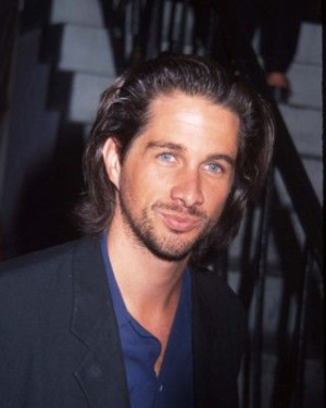 Michael Easton Pictures